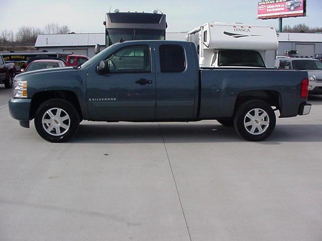 2007 CHEVY SILVERADO LT Martin's Classic Cars 
