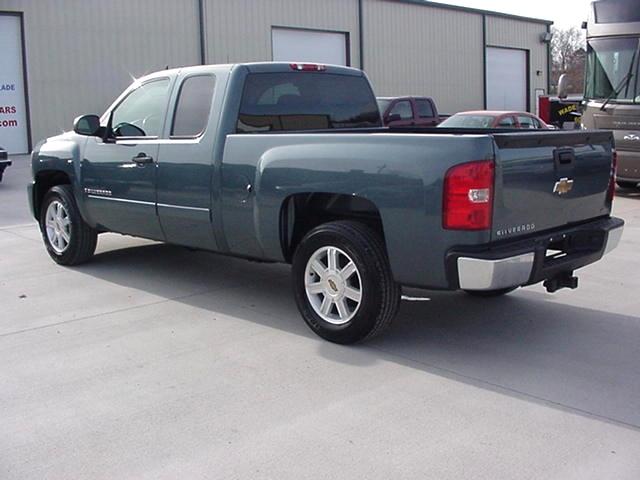 2007 CHEVY SILVERADO LT Martin's Classic Cars 