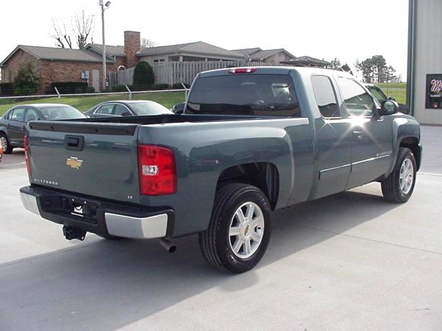2007 CHEVY SILVERADO LT Martin's Classic Cars 