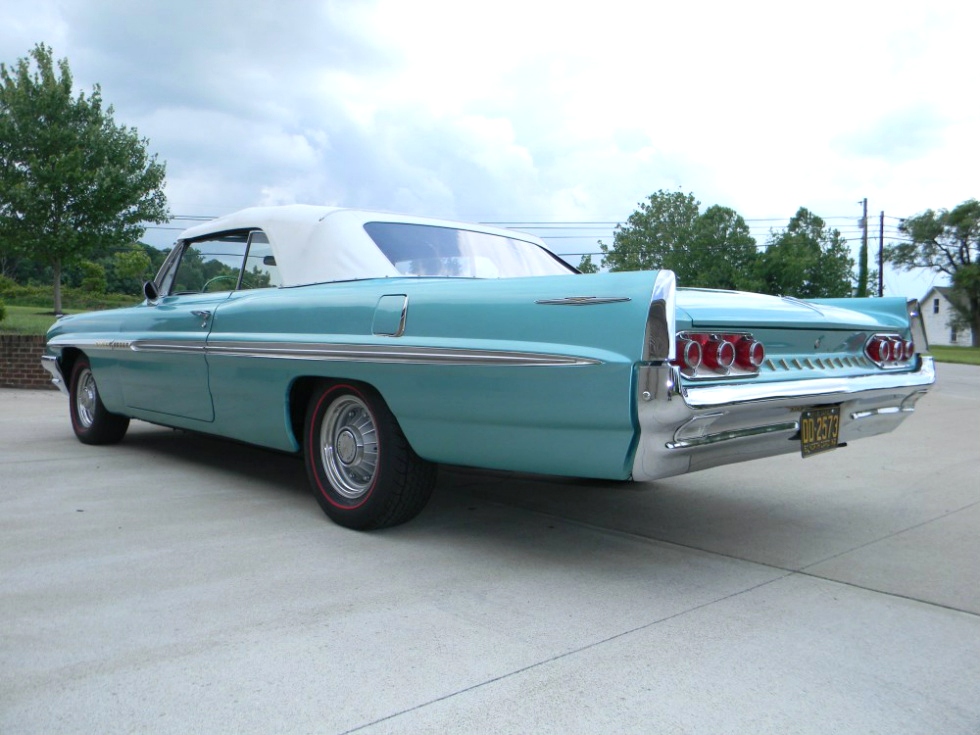 1961 Pontiac Bonneville Convertible Martin's Classic Cars 