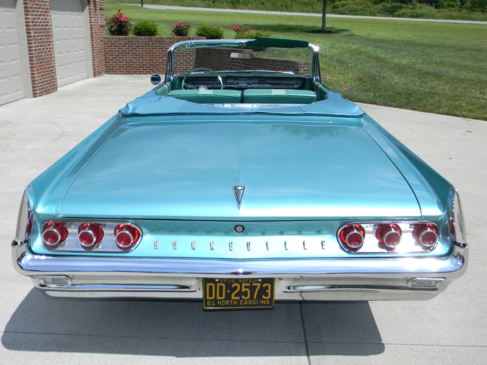 1961 Pontiac Bonneville Convertible Martin's Classic Cars 