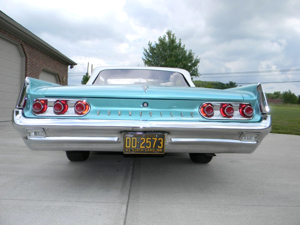 1961 Pontiac Bonneville Convertible Martin's Classic Cars 