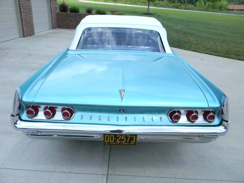 1961 Pontiac Bonneville Convertible Martin's Classic Cars 