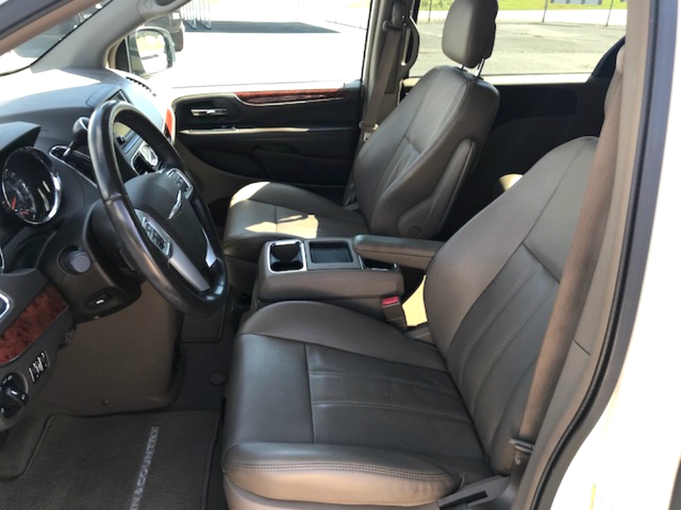 2012 CHRYSLER TOWN AND COUNTRY TOURING VAN Martin's Classic Cars 