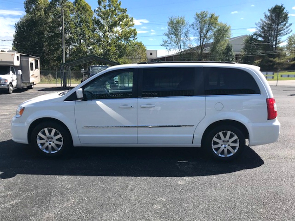 2012 CHRYSLER TOWN AND COUNTRY TOURING VAN Martin's Classic Cars 