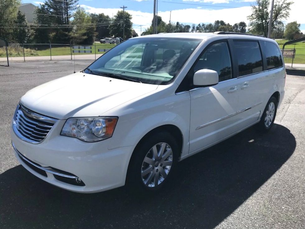 2012 CHRYSLER TOWN AND COUNTRY TOURING VAN Martin's Classic Cars 