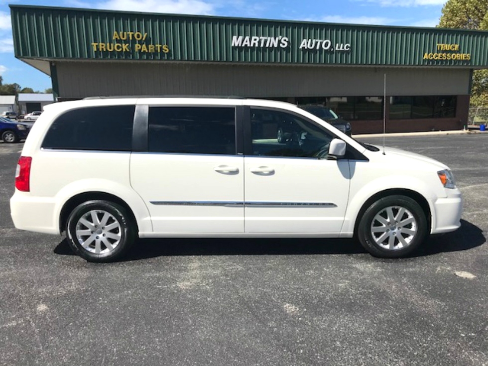 2012 CHRYSLER TOWN AND COUNTRY TOURING VAN Martin's Classic Cars 