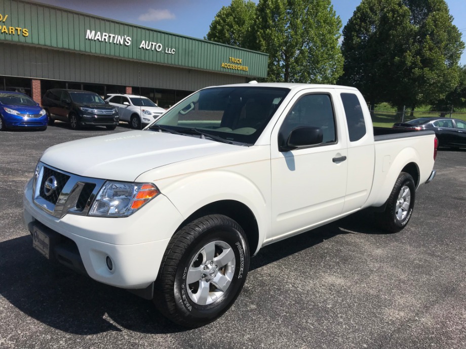 2013 Nissan Frontier Pro X  4X4  Martin's Classic Cars 